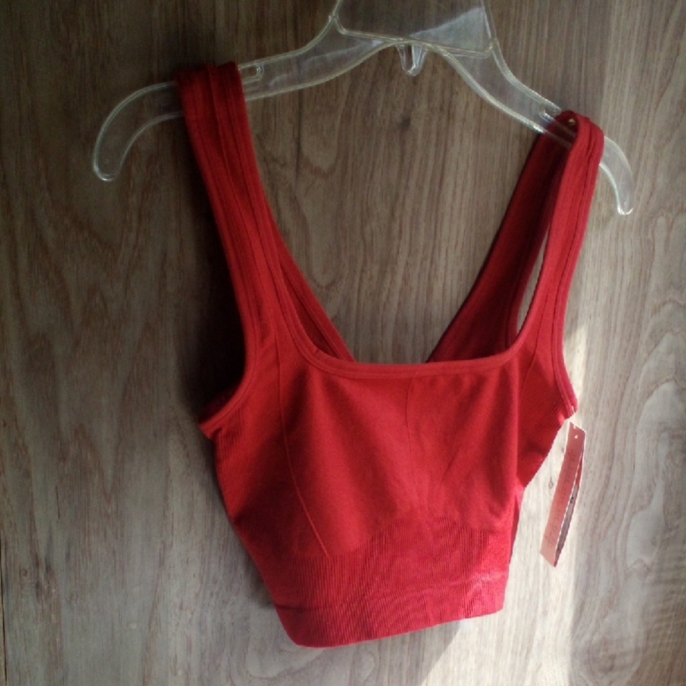 Colsie Red Tank Top - Picture 4 of 8